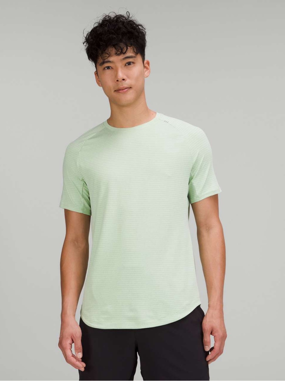 Lululemon Drysense Training Short Sleeve Shirt in Heathered Creamy Mint